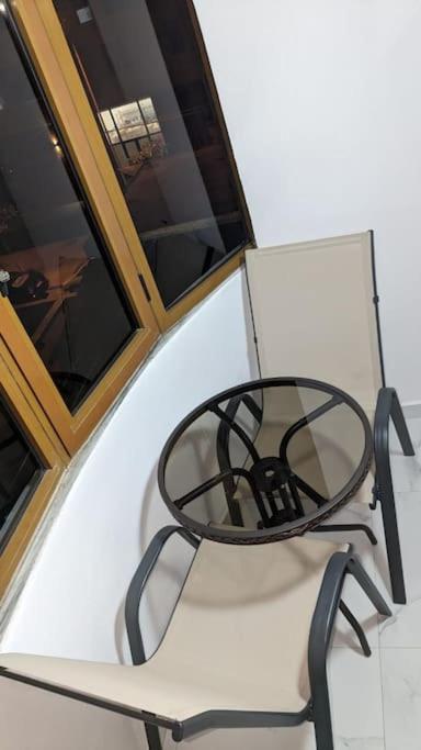 Spacious Modern Close To Centre - Rruga At Zef Valentini, Block 20, 2nd Floor Apartmán Tirana