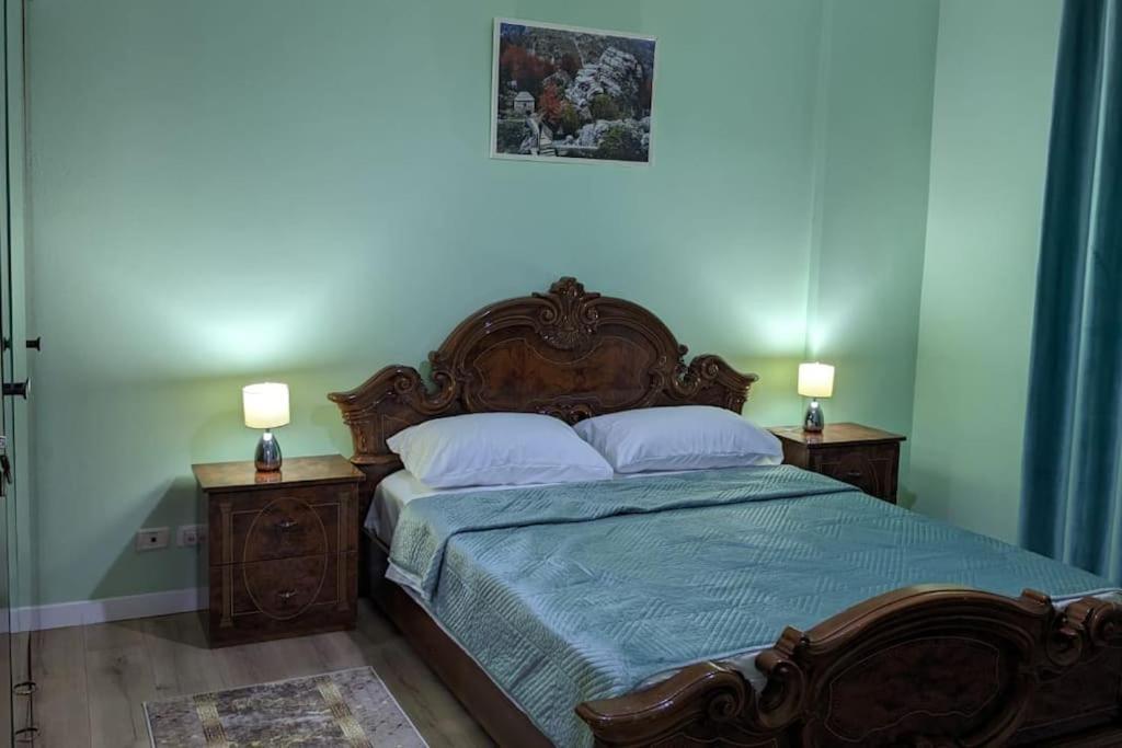 Appartamento Spacious Modern Close To Centre - Rruga At Zef Valentini, Block 20, 2nd Floor Tirana