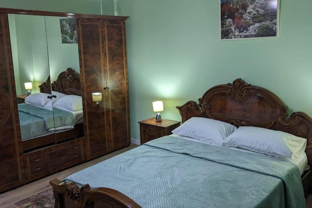 Spacious Modern Close To Centre - Rruga At Zef Valentini, Block 20, 2nd Floor *